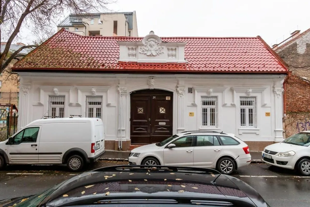 Cute Central Studio With Ac Budapest